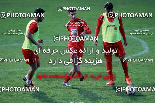 937426, Tehran, , Persepolis Football Team Training Session on 2017/11/11 at Shahid Kazemi Stadium