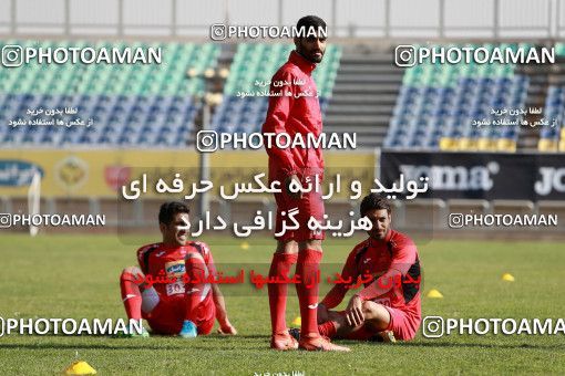 938525, Tehran, , Persepolis Football Team Training Session on 2017/11/16 at Shahid Kazemi Stadium