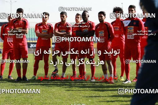 938021, Tehran, , Persepolis Football Team Training Session on 2017/11/16 at Shahid Kazemi Stadium