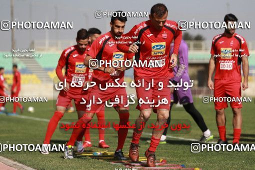 938267, Tehran, , Persepolis Football Team Training Session on 2017/11/16 at Shahid Kazemi Stadium