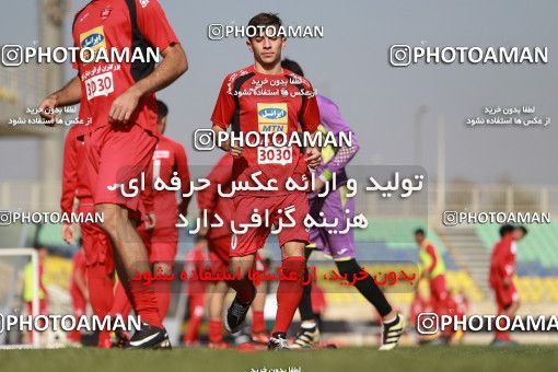 938123, Tehran, , Persepolis Football Team Training Session on 2017/11/16 at Shahid Kazemi Stadium