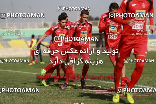 938296, Tehran, , Persepolis Football Team Training Session on 2017/11/16 at Shahid Kazemi Stadium