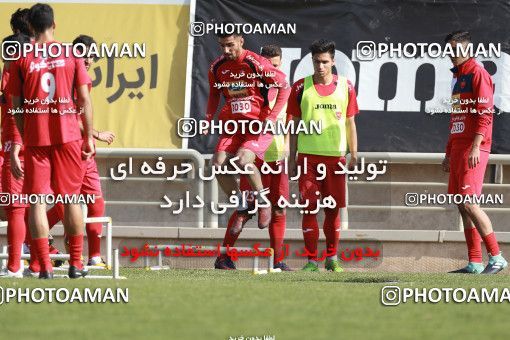 938228, Tehran, , Persepolis Football Team Training Session on 2017/11/16 at Shahid Kazemi Stadium