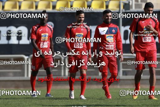 938543, Tehran, , Persepolis Football Team Training Session on 2017/11/16 at Shahid Kazemi Stadium