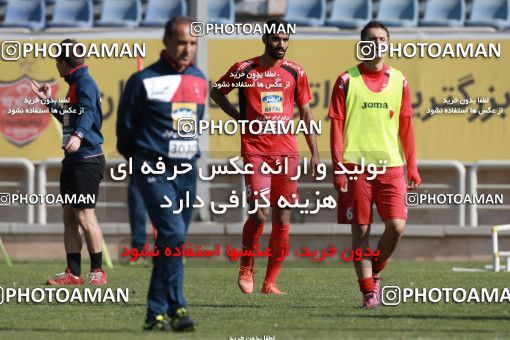 937841, Tehran, , Persepolis Football Team Training Session on 2017/11/16 at Shahid Kazemi Stadium