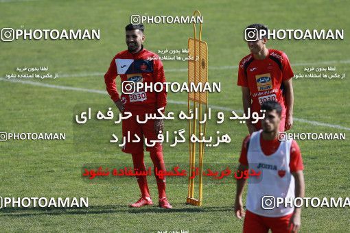 937895, Tehran, , Persepolis Football Team Training Session on 2017/11/16 at Shahid Kazemi Stadium