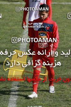 938018, Tehran, , Persepolis Football Team Training Session on 2017/11/16 at Shahid Kazemi Stadium