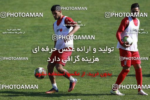 938068, Tehran, , Persepolis Football Team Training Session on 2017/11/16 at Shahid Kazemi Stadium