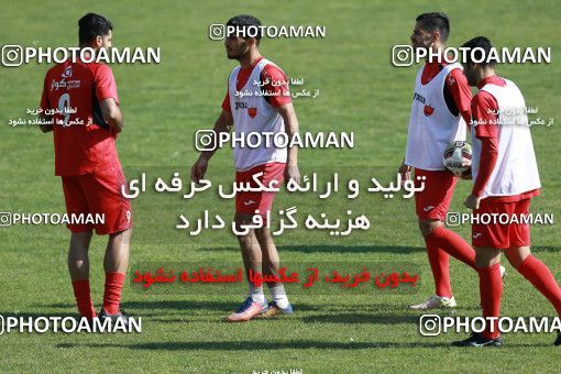 937809, Tehran, , Persepolis Football Team Training Session on 2017/11/16 at Shahid Kazemi Stadium