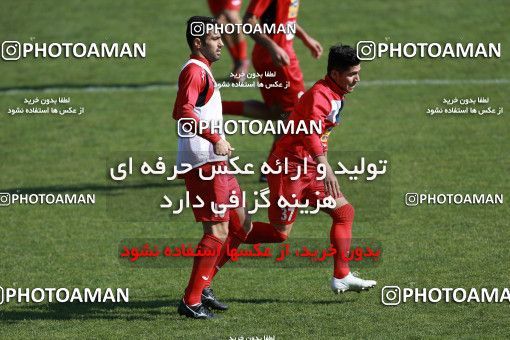 938002, Tehran, , Persepolis Football Team Training Session on 2017/11/16 at Shahid Kazemi Stadium