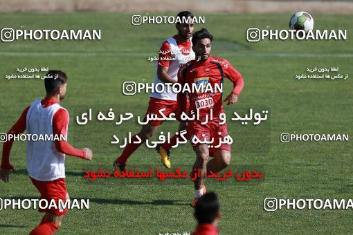 938569, Tehran, , Persepolis Football Team Training Session on 2017/11/16 at Shahid Kazemi Stadium