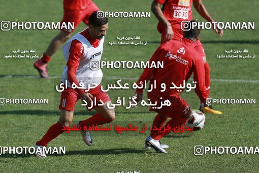 938202, Tehran, , Persepolis Football Team Training Session on 2017/11/16 at Shahid Kazemi Stadium