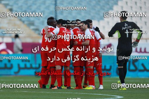 940490, Tehran, [*parameter:4*], لیگ برتر فوتبال ایران، Persian Gulf Cup، Week 8، First Leg، Persepolis 2 v 0 Sanat Naft Abadan on 2017/12/11 at Azadi Stadium