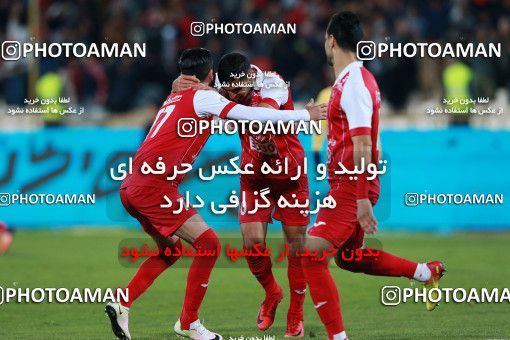 940479, Tehran, [*parameter:4*], لیگ برتر فوتبال ایران، Persian Gulf Cup، Week 8، First Leg، Persepolis 2 v 0 Sanat Naft Abadan on 2017/12/11 at Azadi Stadium