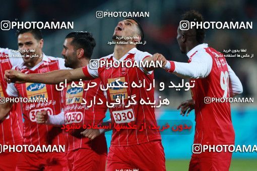 940855, Tehran, [*parameter:4*], لیگ برتر فوتبال ایران، Persian Gulf Cup، Week 8، First Leg، Persepolis 2 v 0 Sanat Naft Abadan on 2017/12/11 at Azadi Stadium