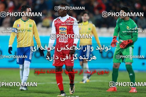 940782, Tehran, [*parameter:4*], لیگ برتر فوتبال ایران، Persian Gulf Cup، Week 8، First Leg، Persepolis 2 v 0 Sanat Naft Abadan on 2017/12/11 at Azadi Stadium