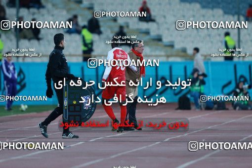 940683, Tehran, [*parameter:4*], لیگ برتر فوتبال ایران، Persian Gulf Cup، Week 8، First Leg، Persepolis 2 v 0 Sanat Naft Abadan on 2017/12/11 at Azadi Stadium