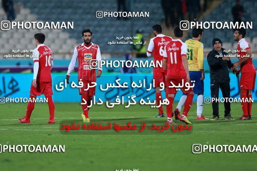 940549, Tehran, [*parameter:4*], لیگ برتر فوتبال ایران، Persian Gulf Cup، Week 8، First Leg، Persepolis 2 v 0 Sanat Naft Abadan on 2017/12/11 at Azadi Stadium