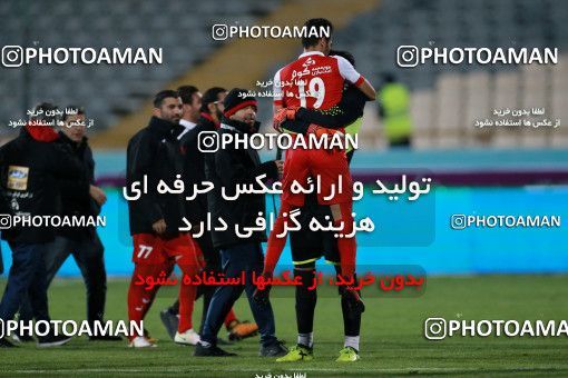 941262, Tehran, [*parameter:4*], لیگ برتر فوتبال ایران، Persian Gulf Cup، Week 8، First Leg، Persepolis 2 v 0 Sanat Naft Abadan on 2017/12/11 at Azadi Stadium