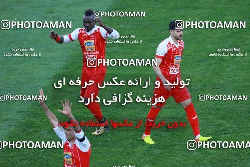 945474, Tehran, [*parameter:4*], لیگ برتر فوتبال ایران، Persian Gulf Cup، Week 8، First Leg، Persepolis 2 v 0 Sanat Naft Abadan on 2017/12/11 at Azadi Stadium