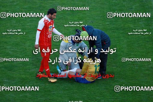 945694, Tehran, [*parameter:4*], لیگ برتر فوتبال ایران، Persian Gulf Cup، Week 8، First Leg، Persepolis 2 v 0 Sanat Naft Abadan on 2017/12/11 at Azadi Stadium
