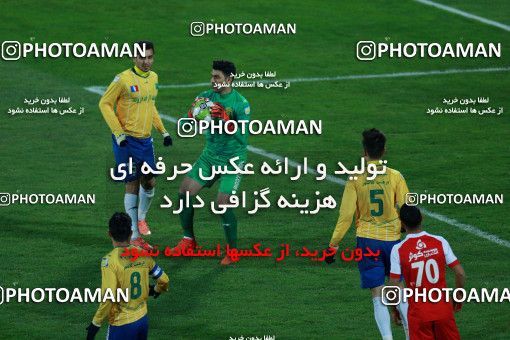 945533, Tehran, [*parameter:4*], لیگ برتر فوتبال ایران، Persian Gulf Cup، Week 8، First Leg، Persepolis 2 v 0 Sanat Naft Abadan on 2017/12/11 at Azadi Stadium