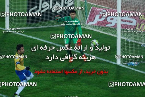 946092, Tehran, [*parameter:4*], لیگ برتر فوتبال ایران، Persian Gulf Cup، Week 8، First Leg، Persepolis 2 v 0 Sanat Naft Abadan on 2017/12/11 at Azadi Stadium