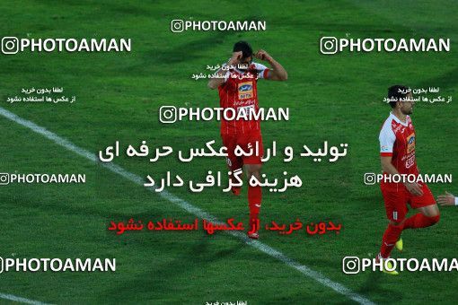 945861, Tehran, [*parameter:4*], لیگ برتر فوتبال ایران، Persian Gulf Cup، Week 8، First Leg، Persepolis 2 v 0 Sanat Naft Abadan on 2017/12/11 at Azadi Stadium