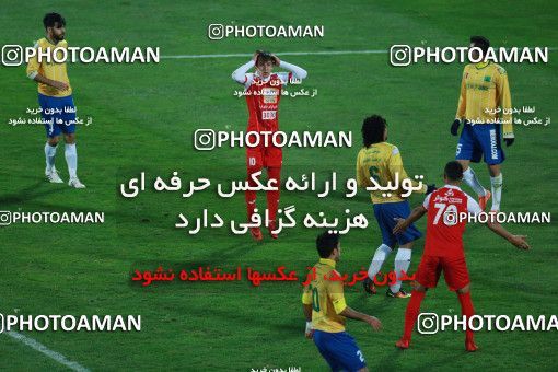 946351, Tehran, [*parameter:4*], لیگ برتر فوتبال ایران، Persian Gulf Cup، Week 8، First Leg، Persepolis 2 v 0 Sanat Naft Abadan on 2017/12/11 at Azadi Stadium