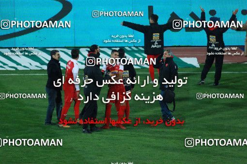 946248, Tehran, [*parameter:4*], لیگ برتر فوتبال ایران، Persian Gulf Cup، Week 8، First Leg، Persepolis 2 v 0 Sanat Naft Abadan on 2017/12/11 at Azadi Stadium