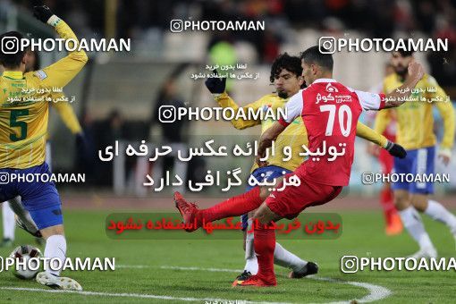 940414, Tehran, [*parameter:4*], لیگ برتر فوتبال ایران، Persian Gulf Cup، Week 8، First Leg، Persepolis 2 v 0 Sanat Naft Abadan on 2017/12/11 at Azadi Stadium