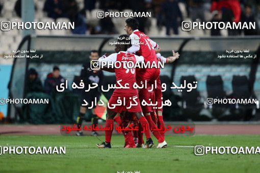 940354, Tehran, [*parameter:4*], لیگ برتر فوتبال ایران، Persian Gulf Cup، Week 8، First Leg، Persepolis 2 v 0 Sanat Naft Abadan on 2017/12/11 at Azadi Stadium
