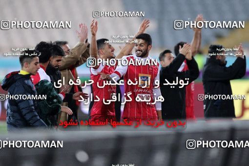 940370, Tehran, [*parameter:4*], لیگ برتر فوتبال ایران، Persian Gulf Cup، Week 8، First Leg، Persepolis 2 v 0 Sanat Naft Abadan on 2017/12/11 at Azadi Stadium