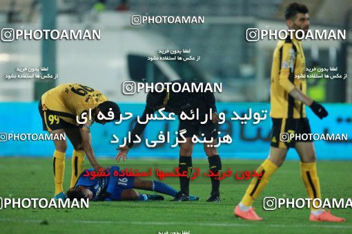 942323, Tehran, [*parameter:4*], لیگ برتر فوتبال ایران، Persian Gulf Cup، Week 15، First Leg، Esteghlal 3 v 0 Sepahan on 2017/12/06 at Azadi Stadium