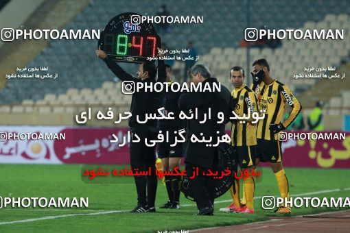 942960, Tehran, [*parameter:4*], لیگ برتر فوتبال ایران، Persian Gulf Cup، Week 15، First Leg، Esteghlal 3 v 0 Sepahan on 2017/12/06 at Azadi Stadium