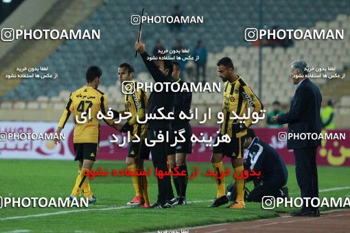 942464, Tehran, [*parameter:4*], لیگ برتر فوتبال ایران، Persian Gulf Cup، Week 15، First Leg، Esteghlal 3 v 0 Sepahan on 2017/12/06 at Azadi Stadium