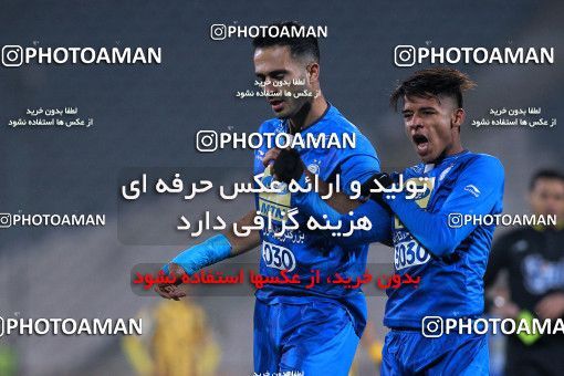 942143, Tehran, [*parameter:4*], لیگ برتر فوتبال ایران، Persian Gulf Cup، Week 15، First Leg، Esteghlal 3 v 0 Sepahan on 2017/12/06 at Azadi Stadium