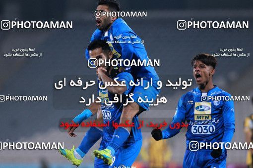 942260, Tehran, [*parameter:4*], لیگ برتر فوتبال ایران، Persian Gulf Cup، Week 15، First Leg، Esteghlal 3 v 0 Sepahan on 2017/12/06 at Azadi Stadium