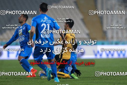 942100, Tehran, [*parameter:4*], لیگ برتر فوتبال ایران، Persian Gulf Cup، Week 15، First Leg، Esteghlal 3 v 0 Sepahan on 2017/12/06 at Azadi Stadium