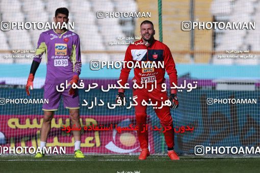 943668, Tehran, [*parameter:4*], لیگ برتر فوتبال ایران، Persian Gulf Cup، Week 14، First Leg، Persepolis 4 v 0 Zob Ahan Esfahan on 2017/12/01 at Azadi Stadium