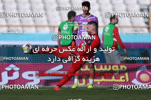 943587, Tehran, [*parameter:4*], لیگ برتر فوتبال ایران، Persian Gulf Cup، Week 14، First Leg، Persepolis 4 v 0 Zob Ahan Esfahan on 2017/12/01 at Azadi Stadium