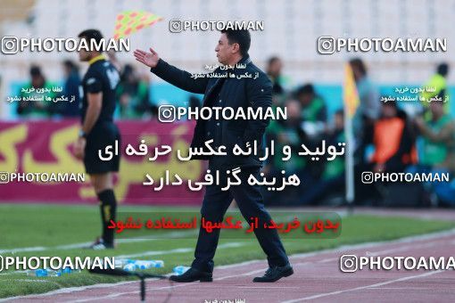 943865, Tehran, [*parameter:4*], لیگ برتر فوتبال ایران، Persian Gulf Cup، Week 14، First Leg، Persepolis 4 v 0 Zob Ahan Esfahan on 2017/12/01 at Azadi Stadium