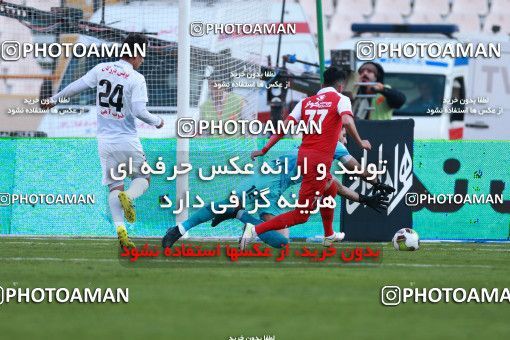 943564, Tehran, [*parameter:4*], لیگ برتر فوتبال ایران، Persian Gulf Cup، Week 14، First Leg، Persepolis 4 v 0 Zob Ahan Esfahan on 2017/12/01 at Azadi Stadium