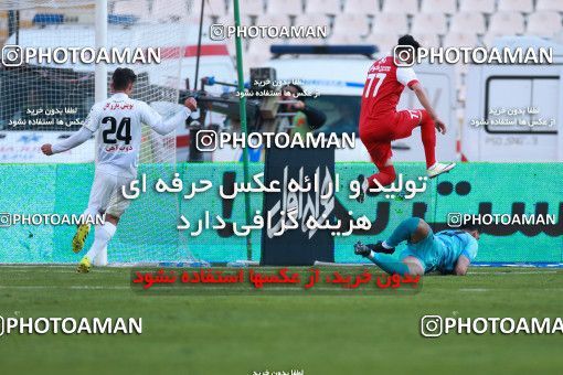 943909, Tehran, [*parameter:4*], لیگ برتر فوتبال ایران، Persian Gulf Cup، Week 14، First Leg، Persepolis 4 v 0 Zob Ahan Esfahan on 2017/12/01 at Azadi Stadium