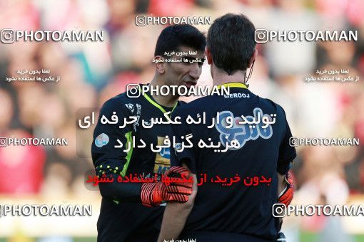 943642, Tehran, [*parameter:4*], لیگ برتر فوتبال ایران، Persian Gulf Cup، Week 14، First Leg، Persepolis 4 v 0 Zob Ahan Esfahan on 2017/12/01 at Azadi Stadium