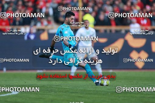 943685, Tehran, [*parameter:4*], لیگ برتر فوتبال ایران، Persian Gulf Cup، Week 14، First Leg، Persepolis 4 v 0 Zob Ahan Esfahan on 2017/12/01 at Azadi Stadium
