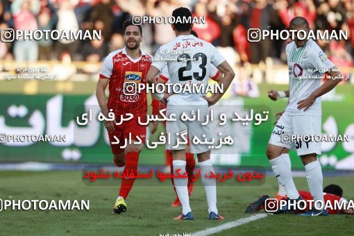 944313, Tehran, [*parameter:4*], لیگ برتر فوتبال ایران، Persian Gulf Cup، Week 14، First Leg، Persepolis 4 v 0 Zob Ahan Esfahan on 2017/12/01 at Azadi Stadium