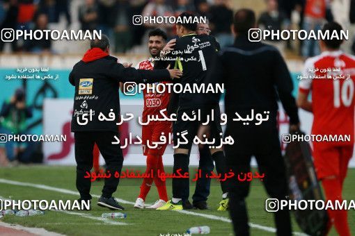 944109, Tehran, [*parameter:4*], لیگ برتر فوتبال ایران، Persian Gulf Cup، Week 14، First Leg، Persepolis 4 v 0 Zob Ahan Esfahan on 2017/12/01 at Azadi Stadium