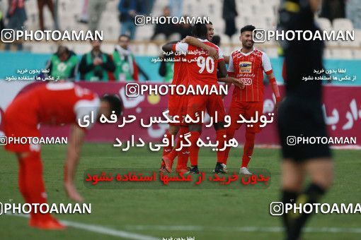 944206, Tehran, [*parameter:4*], لیگ برتر فوتبال ایران، Persian Gulf Cup، Week 14، First Leg، Persepolis 4 v 0 Zob Ahan Esfahan on 2017/12/01 at Azadi Stadium