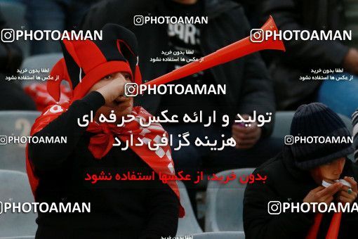 944024, Tehran, [*parameter:4*], لیگ برتر فوتبال ایران، Persian Gulf Cup، Week 14، First Leg، Persepolis 4 v 0 Zob Ahan Esfahan on 2017/12/01 at Azadi Stadium
